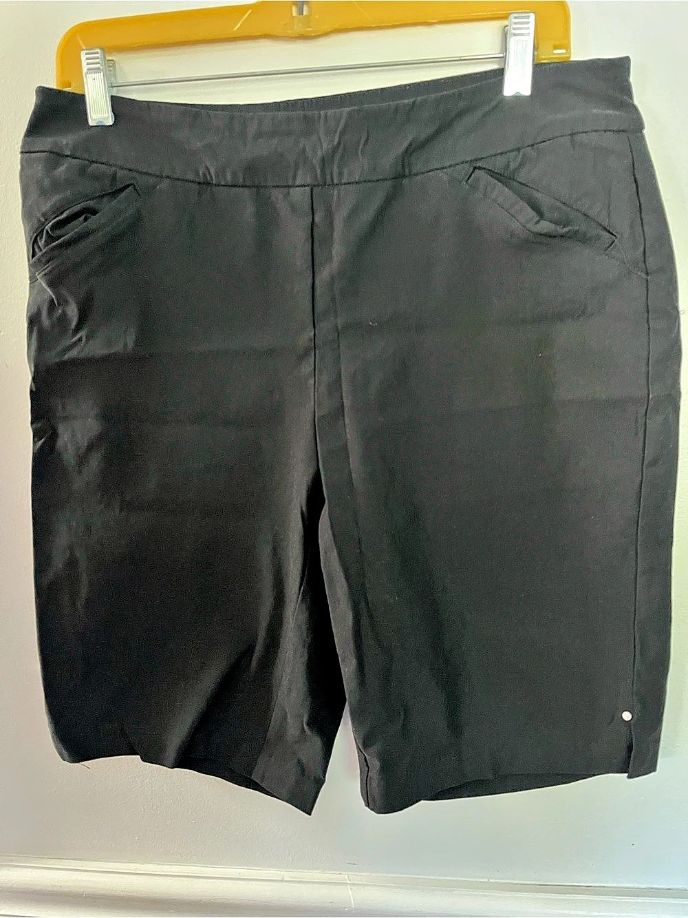 Coconut Row Palm Beach Pull-On Bermuda Shorts Black Size 12